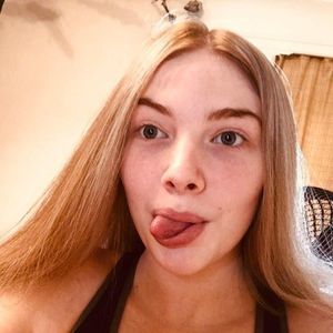 Meet your Posher, Lillian